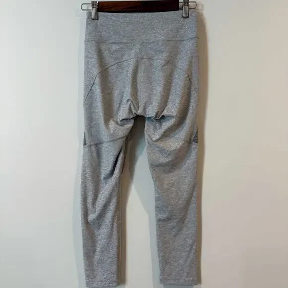 OUTDOOR VOICES Warmup Legging Gray Colorblock Sz S 7/8 Length - Picture 5 of 5
